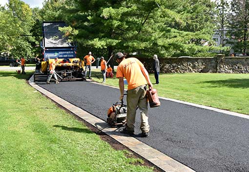 Asphalte condo La Prairie stationnement